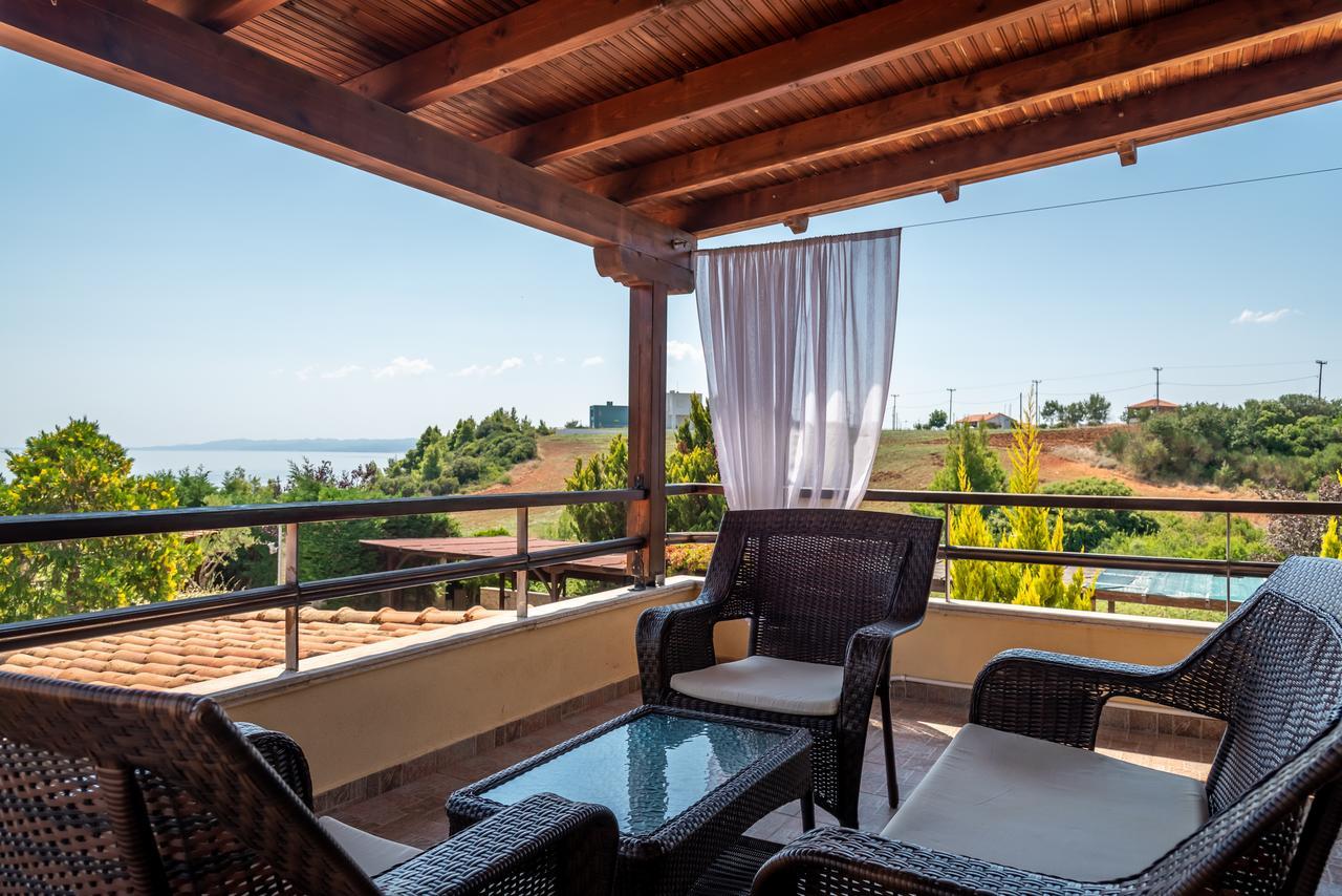 Blue Thea Luxury Villa In Afitos Afytos Exterior foto